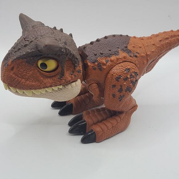 Jurassic World Wild Chompin Carnotaurus Toro Dinosaur Action Figure Cretaceous - Picture 4 of 11